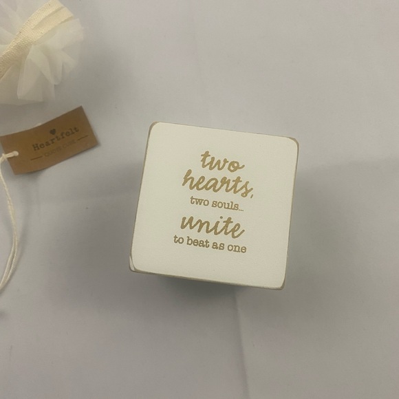 Heartfelt Quote Cube Wedding Mr. and Mrs. Gift Bible Quotes Organza Bag - Picture 3 of 10
